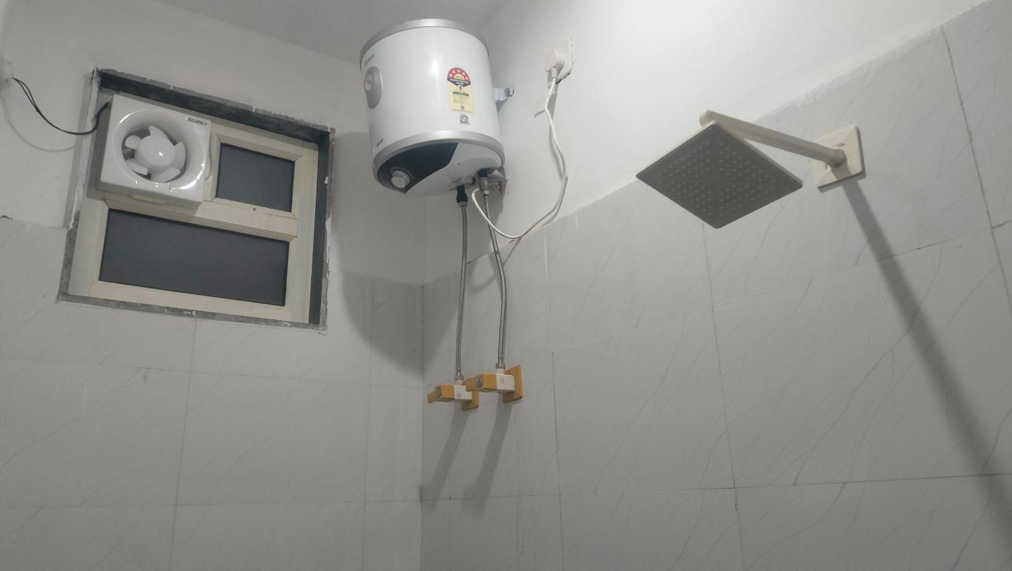 Maa Gayatri Dham Hotell Vrindāvan Exteriör bild